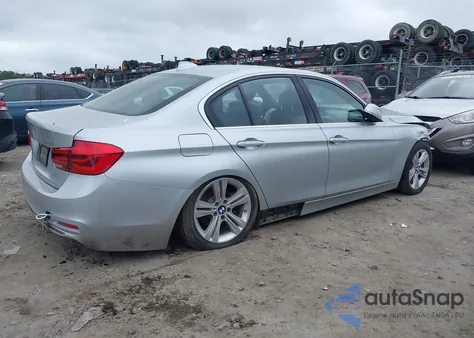 2017 BMW 330I z USA, uszkodzony, nr VIN WBA8B9G5XHNU09444